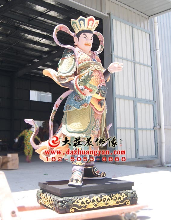 西方廣目天王彩繪左側塑像 西方廣目天王彩繪左側塑像